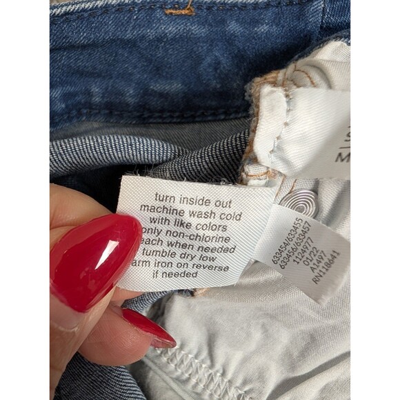 Lane Bryant Mid Rise Boyfriend Capri Jeans Size 28 (50×23) Distressed City Cute - Picture 10 of 11